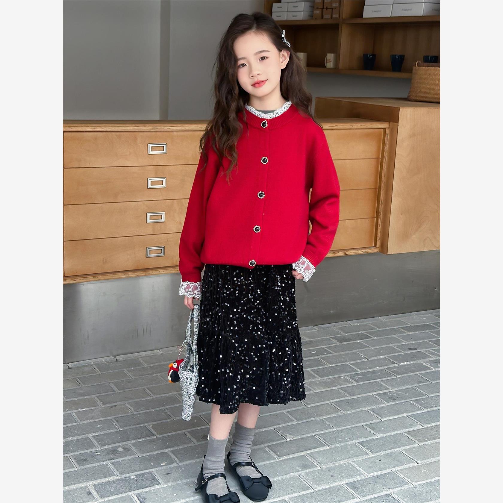 女童毛衣开衫2025春秋款儿童蕾丝针织衫女孩红色外套灯芯绒裙套装