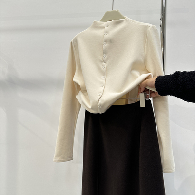 澳绒不规则系扣打底衫女秋冬季设计感半高领正肩加厚软糯内搭上衣