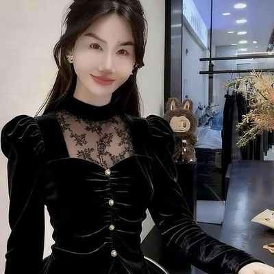 轻奢高级感法式气质职业蕾丝拼接咖色丝绒衬衫女秋冬新款收腰上衣