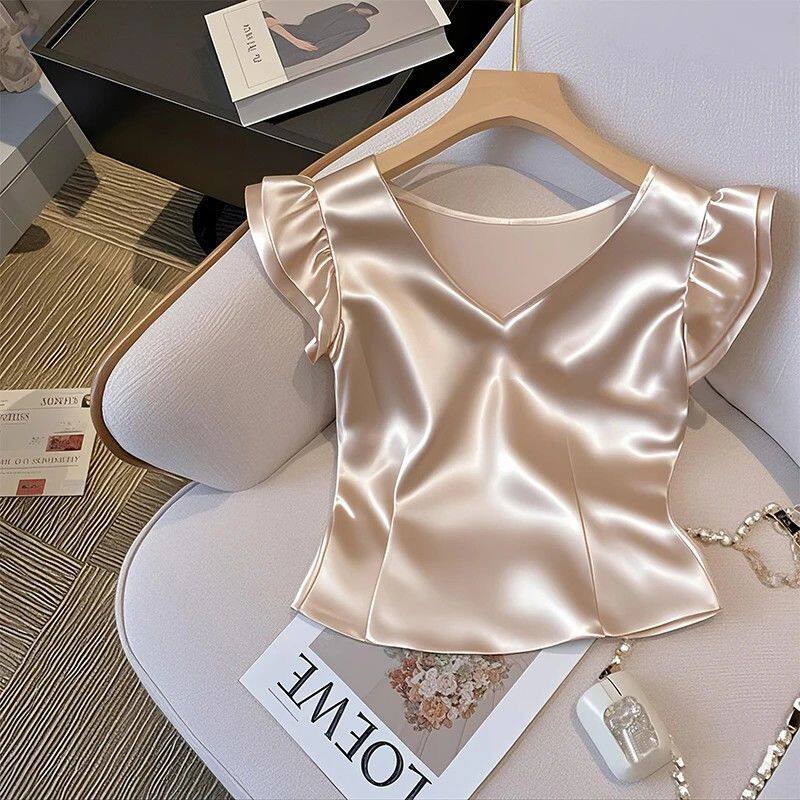 法式香槟V领针织短袖T恤女夏季设计感小众独特漂亮修身小飞袖上衣