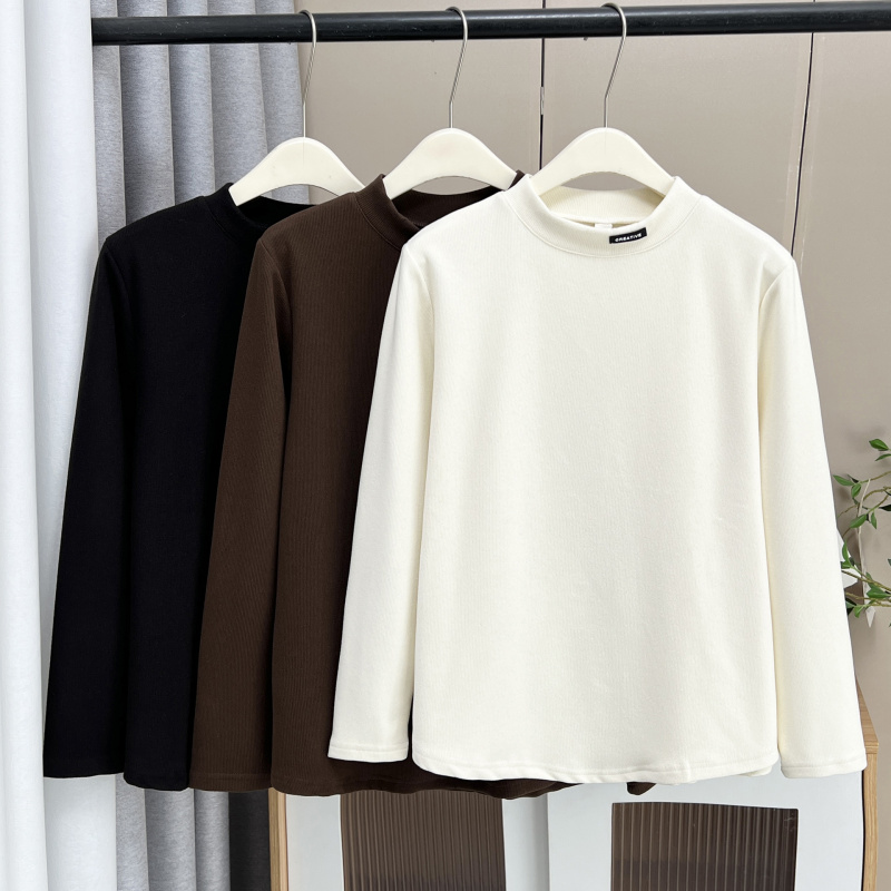 大码女装内搭200斤胖MM秋冬新款简约气质百搭领口贴标长袖打底衫