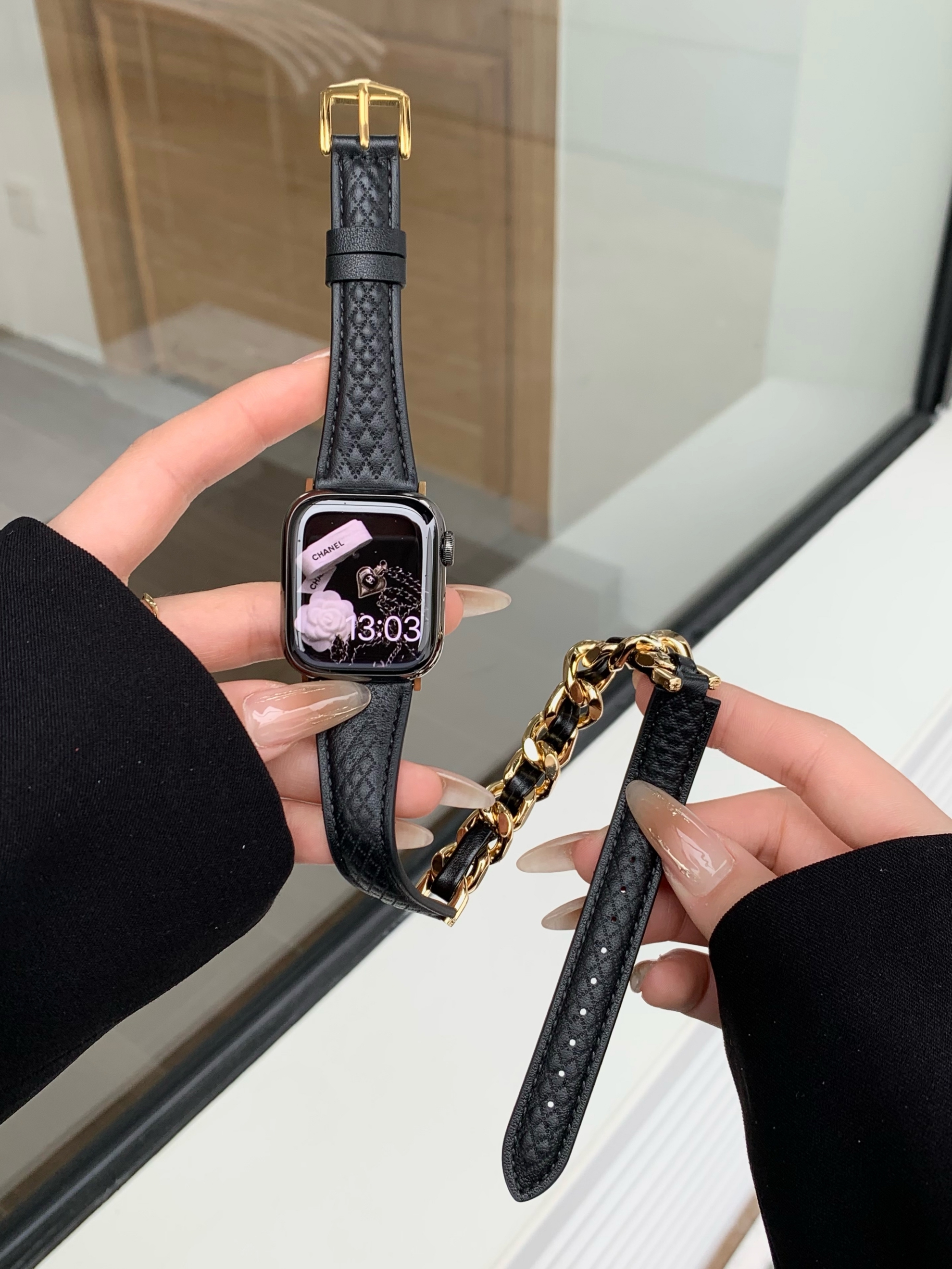 适用apple watch8表带iwatch7菱格双圈不锈钢皮质苹果手表7/6/5/4/3/se小蛮腰真皮表带41/45mm女小香风链条式