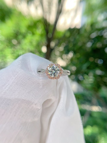 通体925银厚镀金超闪D色莫桑钻粉色花瓣戒指女婚戒