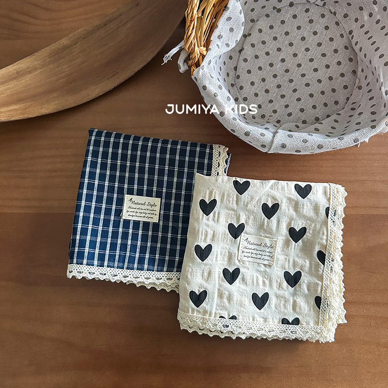 韩国博主ins搭配儿童小方巾婴儿围巾小丝巾防风围脖宝宝三角巾潮