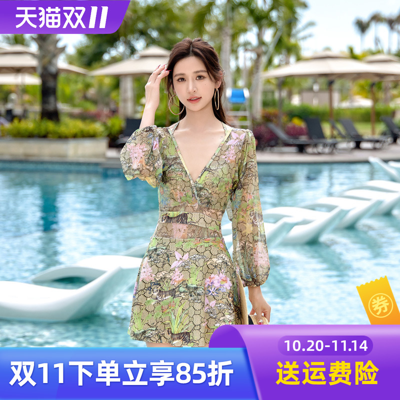 2025新款游泳衣女连体高级感遮肚显瘦长袖遮肉保守加大码胖mm泳装