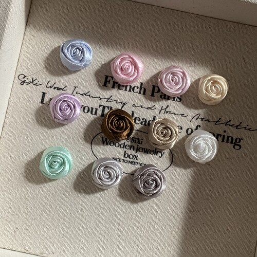 1.5cm迷你小玫瑰花苞布艺花朵DIY发夹抓夹香蕉夹娃衣bjd手工配件