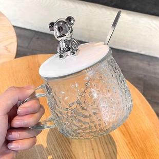 家居办公小熊锤纹水杯女士咖啡牛奶杯高颜值家用带把手早餐牛奶杯