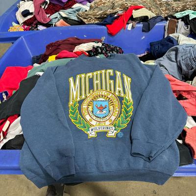 Autismss宝藏屋 好物推荐！重磅校园百搭男女款圆领卫衣秋冬内搭