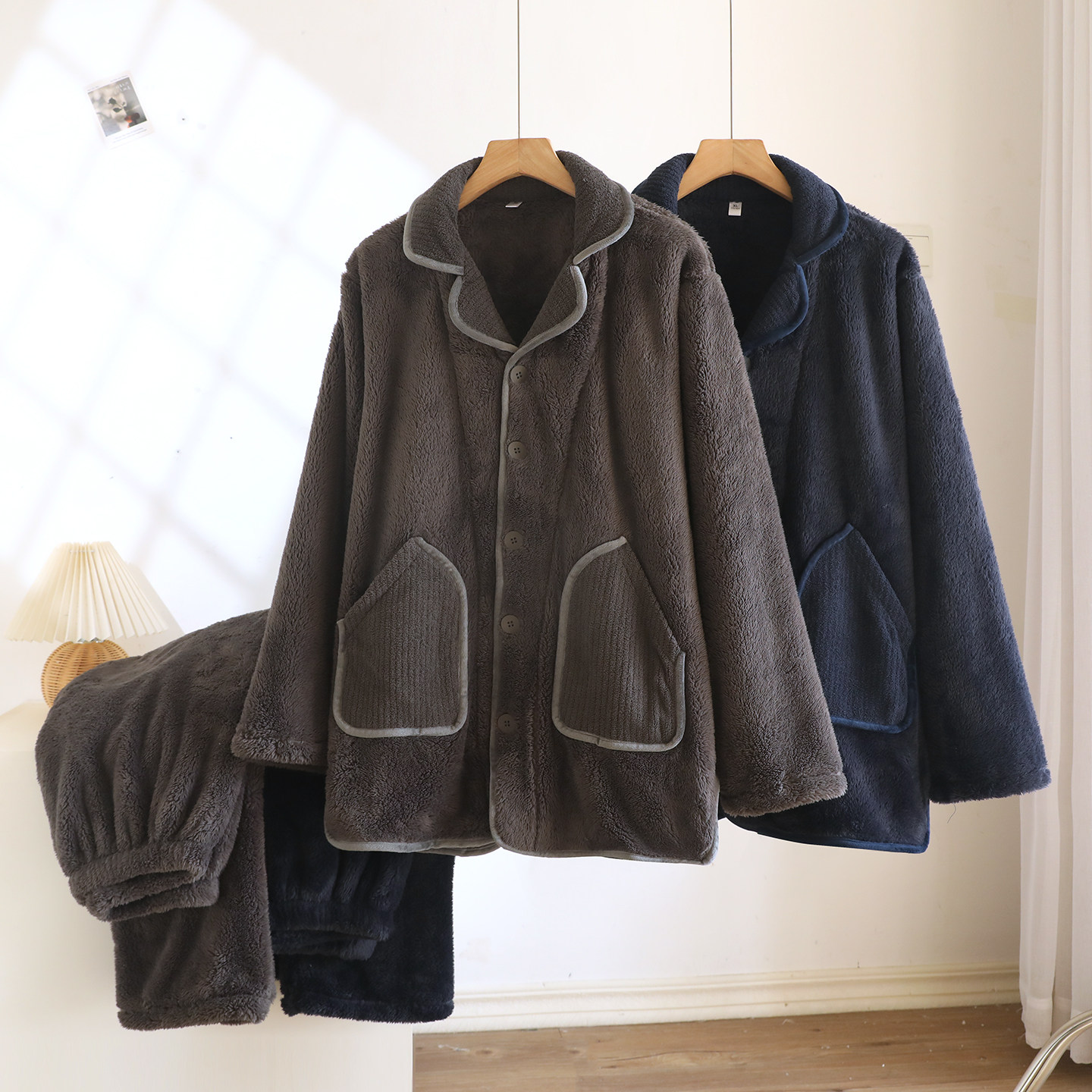 珊瑚绒撞色翻领秋冬男士睡衣