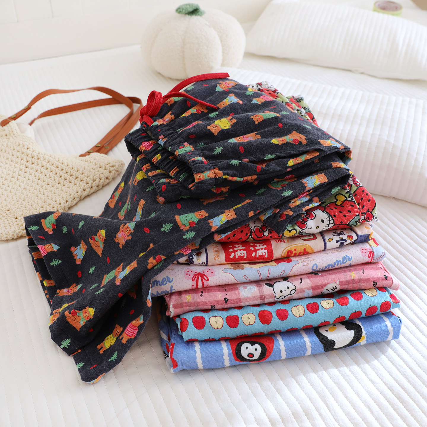 纯棉磨毛韩版卡通睡裤女春秋可爱直筒长裤宽松轻暖全棉绒布家居裤