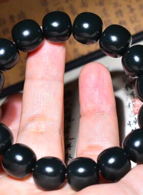 LYD16新疆的猫59.0克12-13mm特别细腻的黑青玉细料老型珠手链