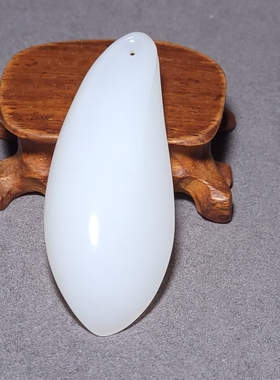 新疆的猫L102304 16.4克高脂份玉质温润俄料三高羊脂白玉随型挂坠