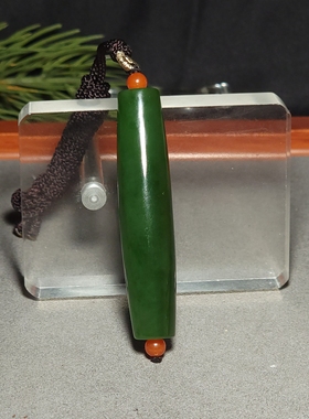 新疆的猫L120303 20.7克，质感油润色调鲜亮的老坑菠菜绿勒子