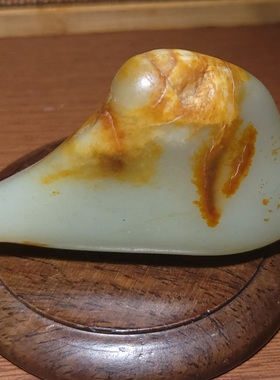 新疆的猫YQ090406 67.8克‘油膏料’老熟高脂粉挂艳红皮白玉籽