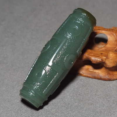 L122701 38.8克鲜靓柔美飘蓝色调高脂粉且末青玉蓝调天珠（勒子）