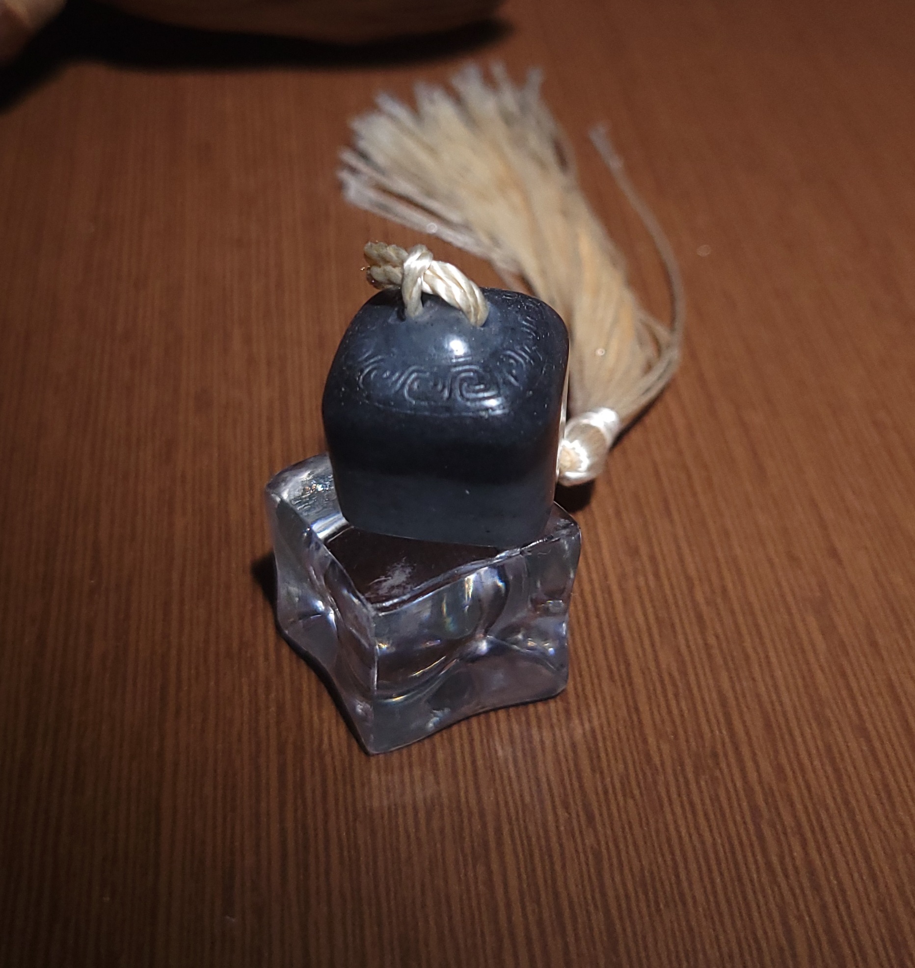 新疆的猫  25052505  14.0克，黑白分明青花墨玉印章臻品挂坠