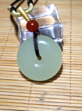 新疆的猫zg121103 11.6克含绳，冰润油润的青海晴水平安扣