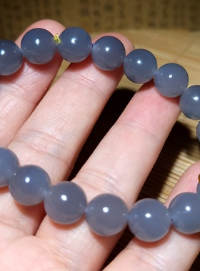 zg011313新疆的猫27.4克，直径10mm冰润水灵和田玉烟青玉圆珠手链