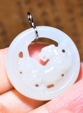 新疆的猫JJ122524  10.5克青海野牛沟羊脂白玉老虎18k白金挂件