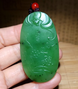 zg011911新疆的猫38.6克油润细腻色调靓丽乌兰海碧玉天蜀牌和田玉