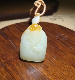 YQ122205 32.5克高油份油膏料新疆且末鸿运当头糖黄口玉财神挂件