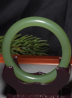 L120403 59.1克内径57.5mm精选冰透凝膏油脂状冒油老坑湖水绿手镯