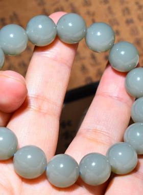 新疆的猫JJ121507 43.4克，直径12mm且末青白玉圆珠手链