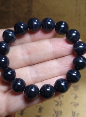 Z031205 新疆的猫42.1克R12特细特油整齐黑白一线天墨玉籽料手串