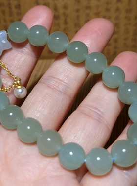 新疆的猫zg122406 25.4克，超冰莹冒油亮美泛宝光晴水和田玉手串