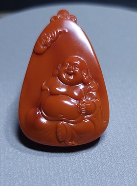 新疆的猫Z122004 9.1克，细密油亮玉质浑厚极浓艳锦红色南红佛牌