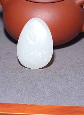 新疆的猫L082003 18.9克天然冒油脂粉浓郁且末米达料白玉连年有余