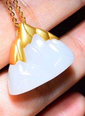 新疆的猫JJ123001  7.5克润如凝脂俄料三高羊脂白玉苏工金山挂坠