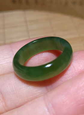 zg031305新疆的猫3.6克内径19.2mm冰莹猫眼无黑点色鲜美碧玉指环