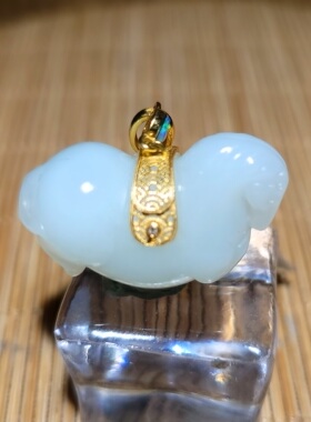 zg030307新疆的猫8.6克三高且末羊脂玉18k金镶嵌膘壮肥美苏工唐马