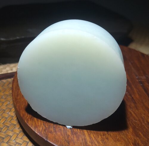 YQ051805 新疆的猫170克59-22mm肉质细腻的且末高青白玉镯芯