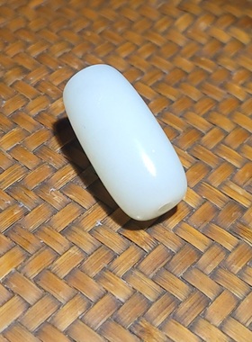 新疆的猫YQ110605 9.0克高油脂感熟润俄料羊脂白玉勒子