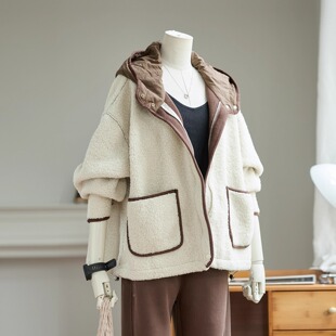 冬季慵懒风羊羔毛大口袋连帽外套女宽松休闲百搭显瘦加厚保暖上衣