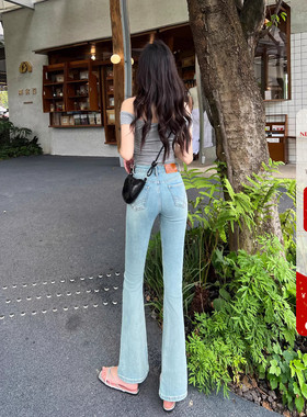 显腿长~浅蓝色高腰微喇牛仔裤女秋季新款修身显瘦小个子喇叭长裤