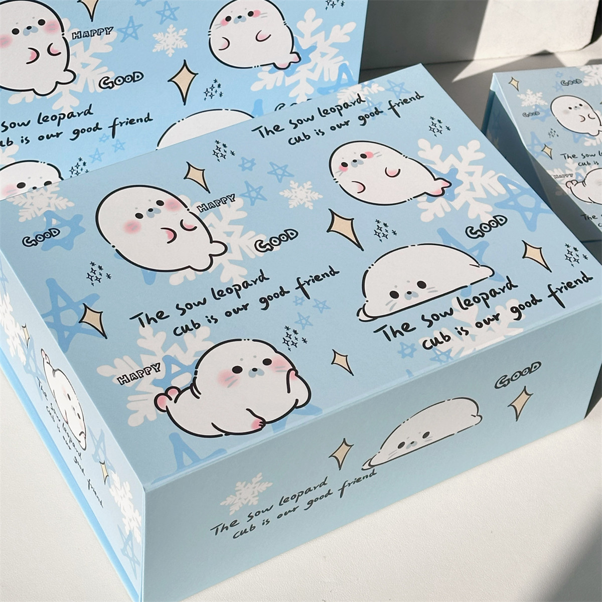 原创设计海豹可可磁吸礼盒翻盖式高颜值ins生日包装收纳盒礼品盒图片