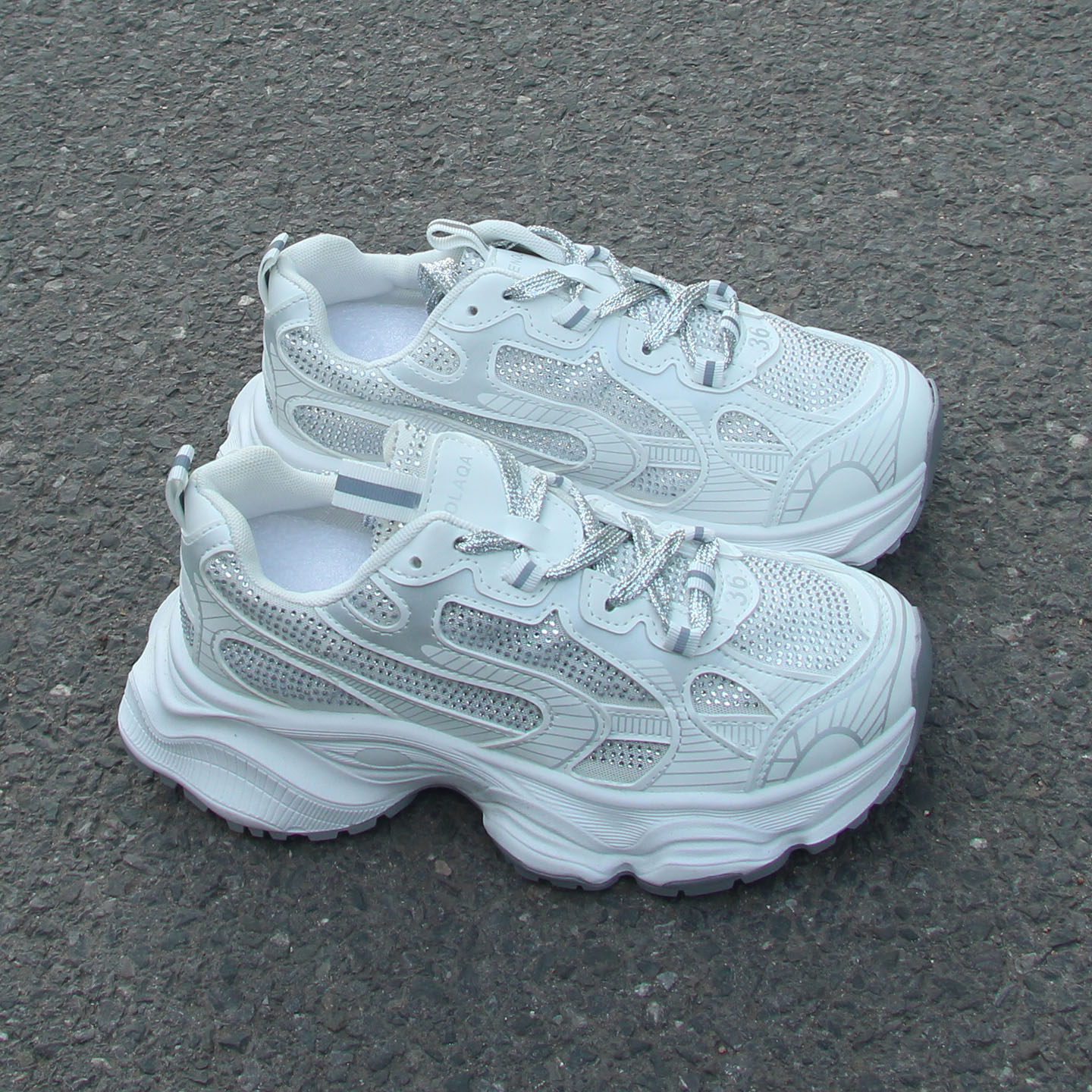 爆款松糕底闪晶晶时尚百搭休闲老爹鞋运动鞋
