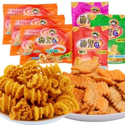 狗牙儿锅巴比萨卷宿舍90后五毛钱解馋怀旧小零食锅巴休闲整箱批发