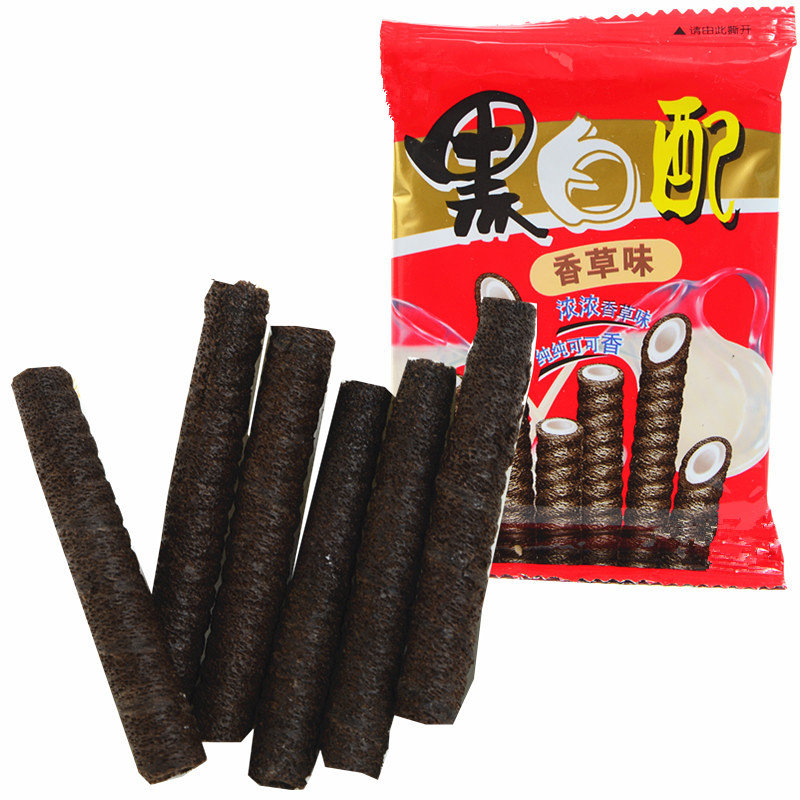 旺旺食品旺仔黑白配香草味膨化食品15克口味随机儿童喜爱批发