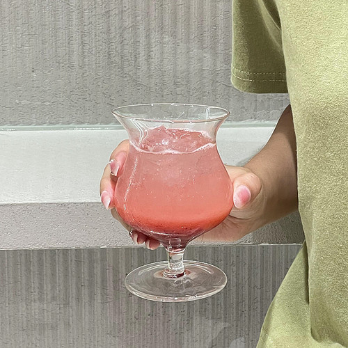 设计款ins风中古高脚果汁杯冰美式咖啡杯拿铁杯气泡水杯鸡尾酒杯