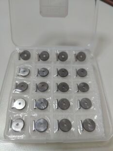 岩板陶瓷干切刀轮刀架岩板切割机刀头进口带齿刀轮切岩板专用