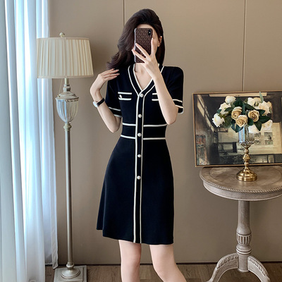 杭州四季青女装2025小个子小黑裙女短袖A字冰丝针织连衣裙小香风