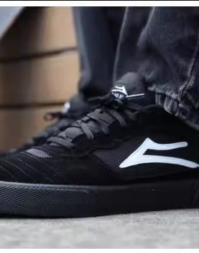 黑武士莱卡sk8滑板鞋CAMBRIDGE翻毛皮鞋舒适男女同款运动鞋DC减震