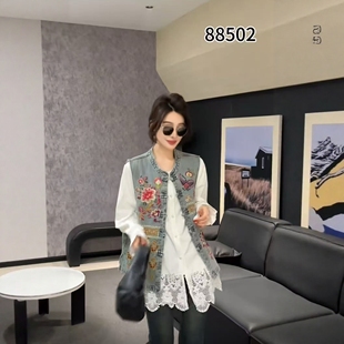 【1.8慧姐大码女装】2025新款牛仔重工马甲PDD88502-