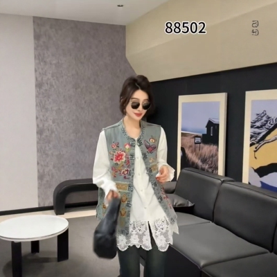 【1.8慧姐大码女装】2025新款牛仔重工马甲PDD88502-