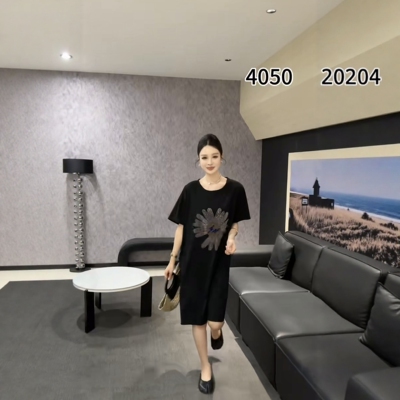 【5.14慧姐大码女装】2026新款半袖HT彤4050-7022