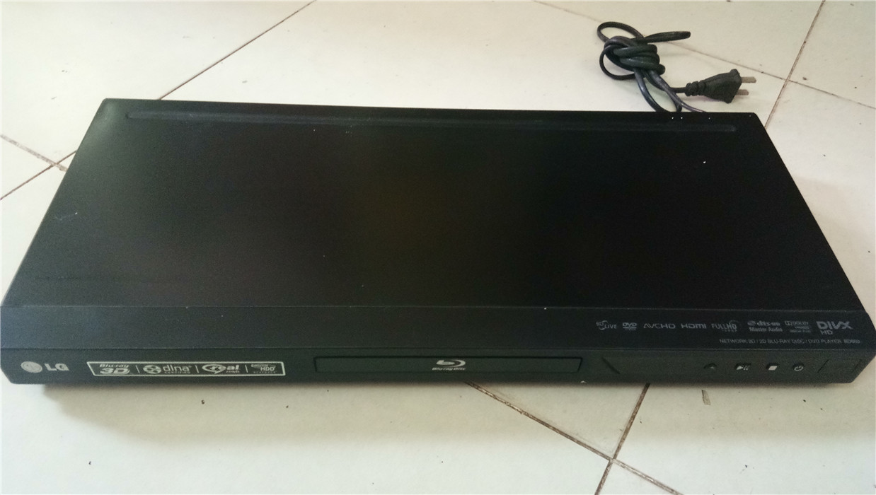 LG 2D/3D蓝光DVD/CD播放器BD660高清蓝光播放器影碟机